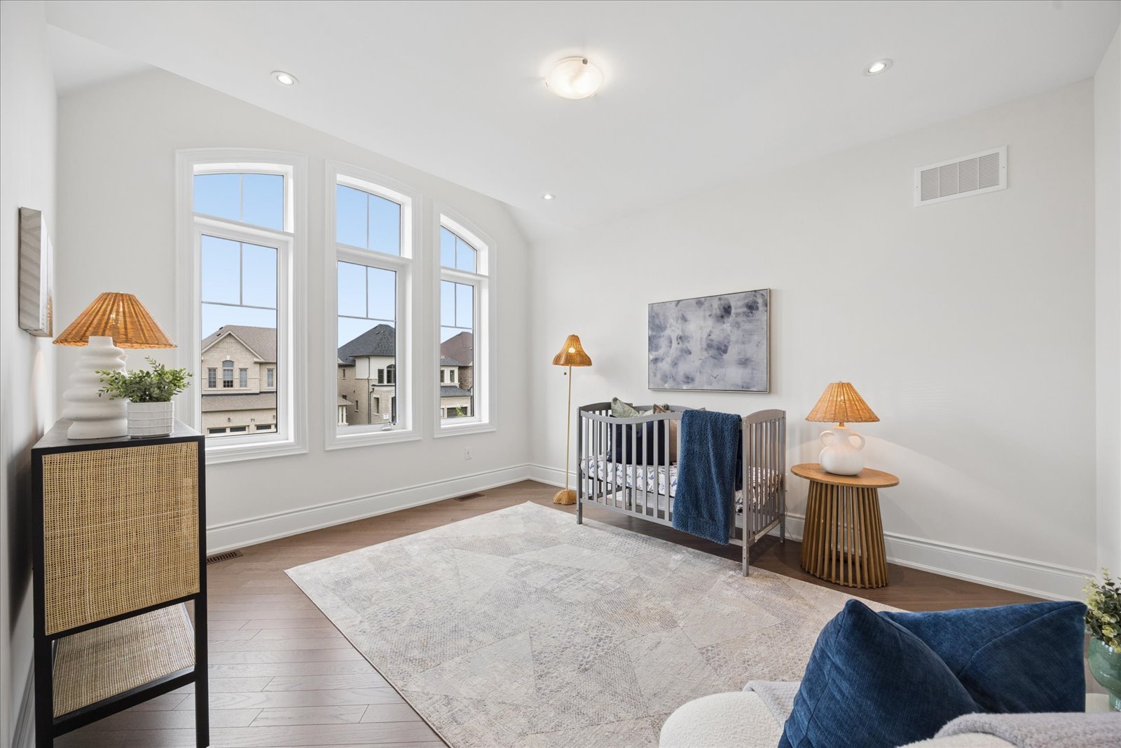 72 Silk Twist Drive, East Gwillimbury