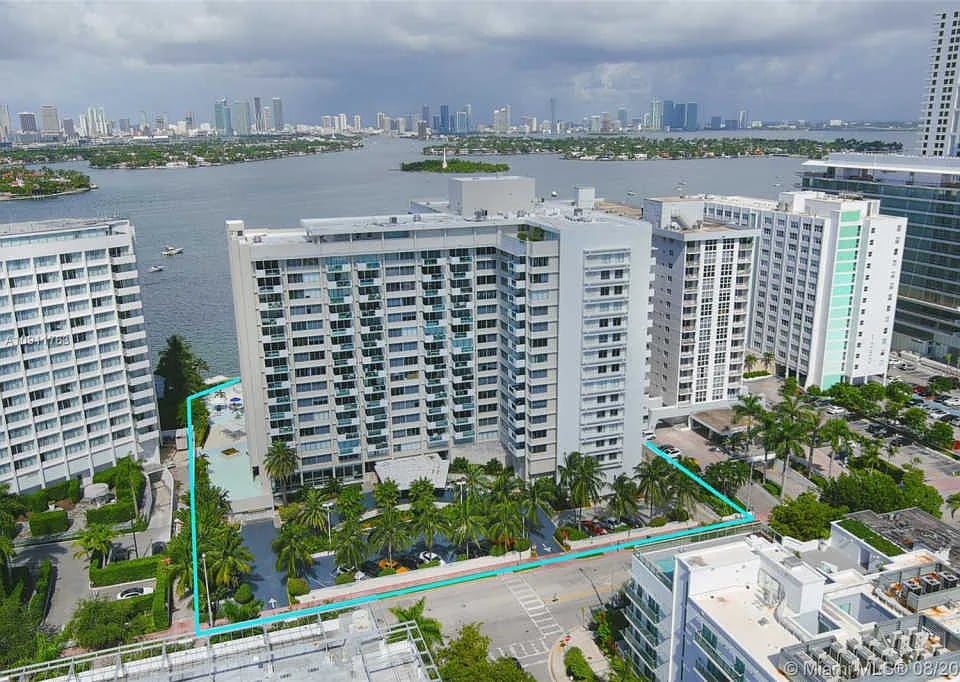 1200 West Ave APT 808
