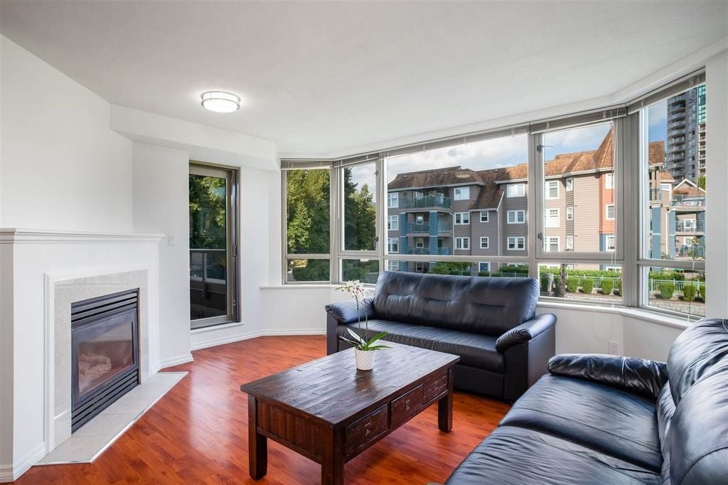3070 Guildford Wy, #206