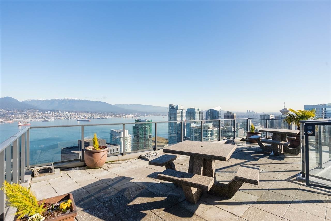 1189 Melville St, #1903