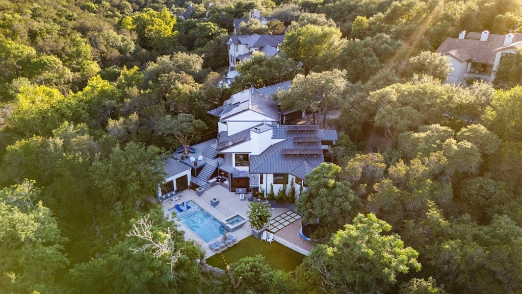3200 Three Rivers