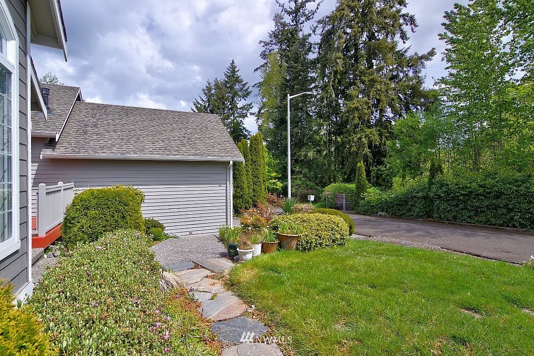 12816 30th Ave SE