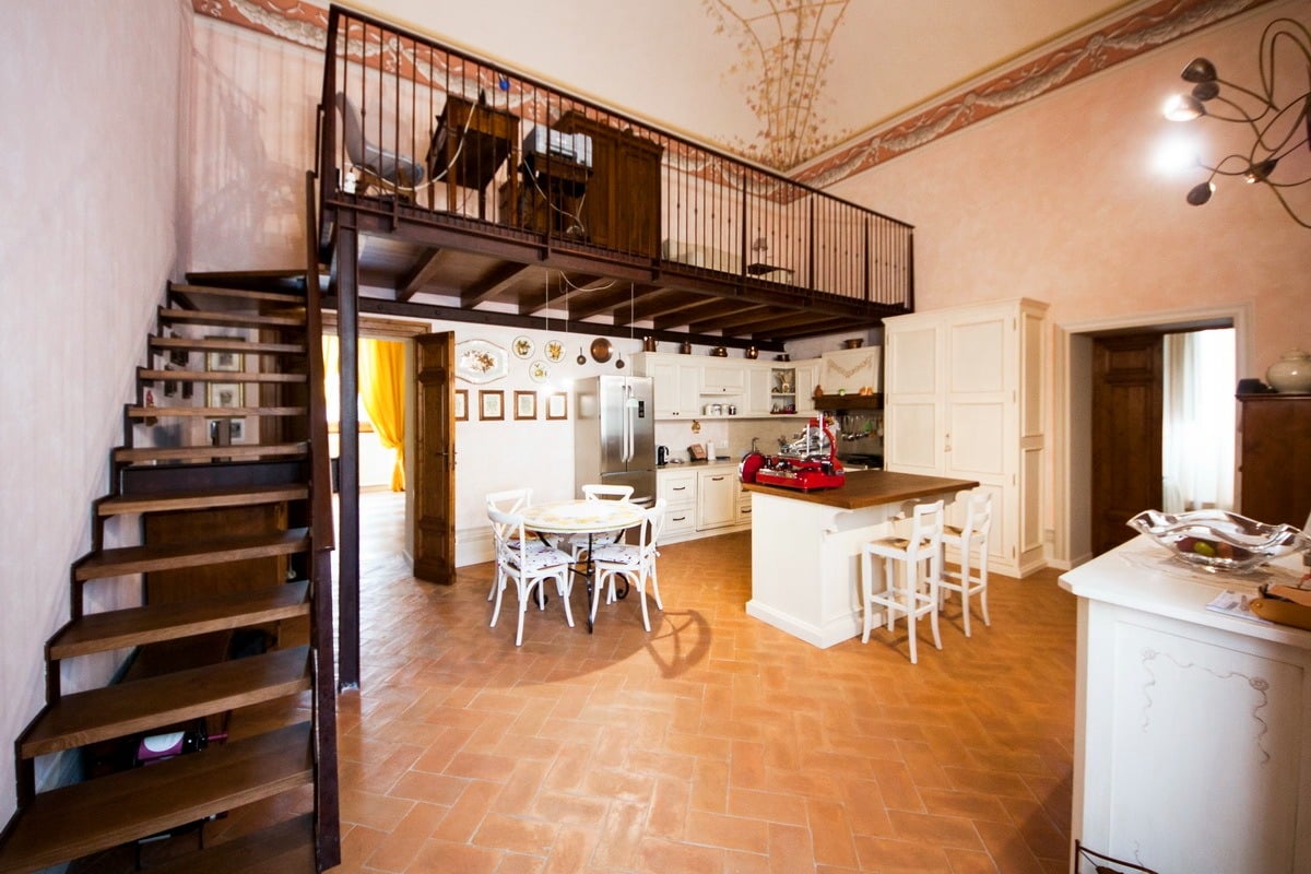 Period Villa Apartment With Private Garden