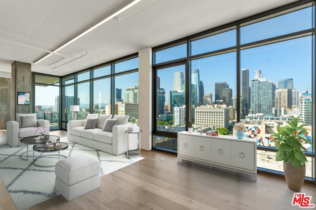 1100 S Hope St #1316