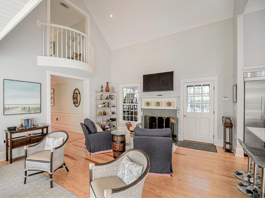 77 Cooke St