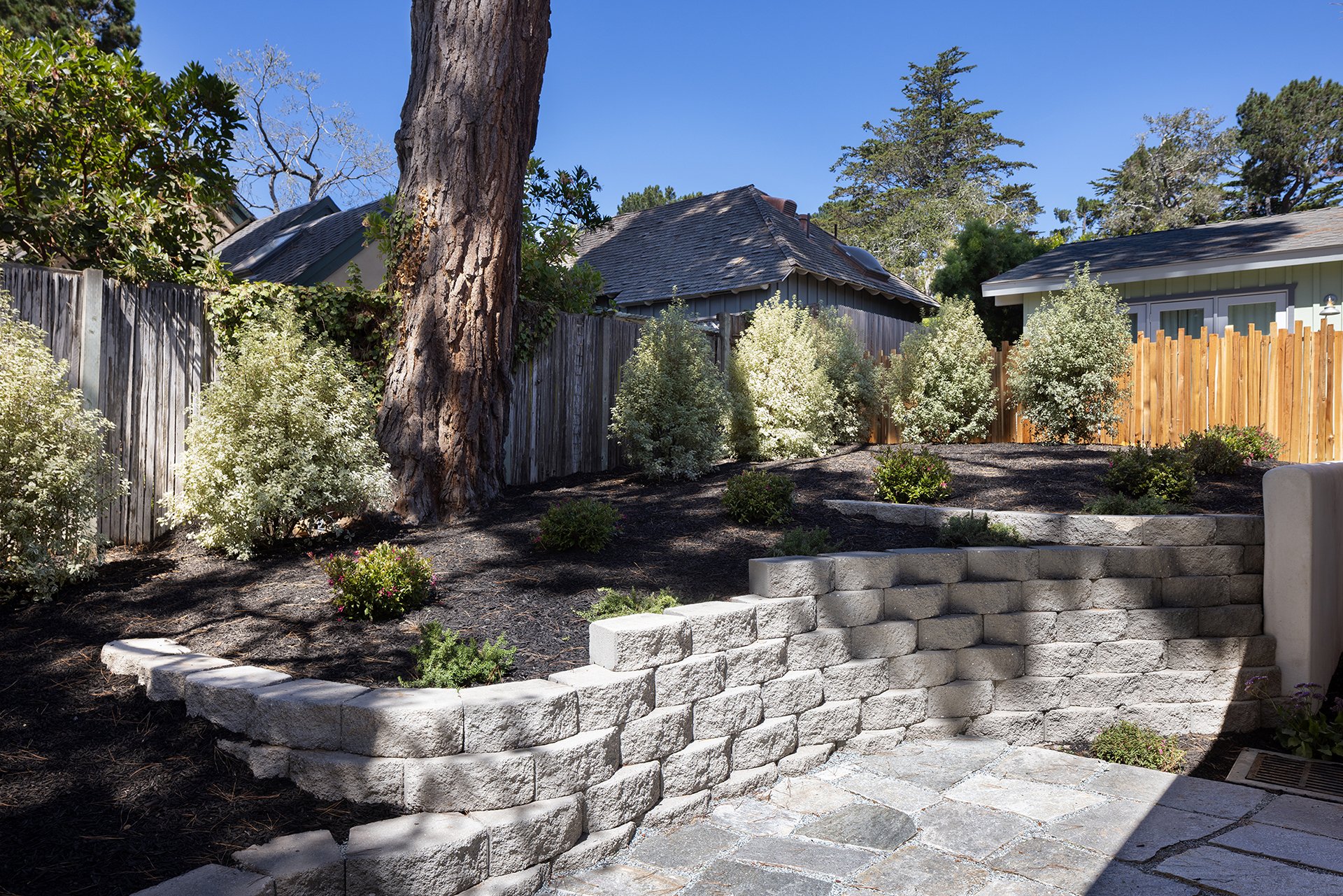 Modern Carmel Haven - Mission 5NW of Santa Lucia