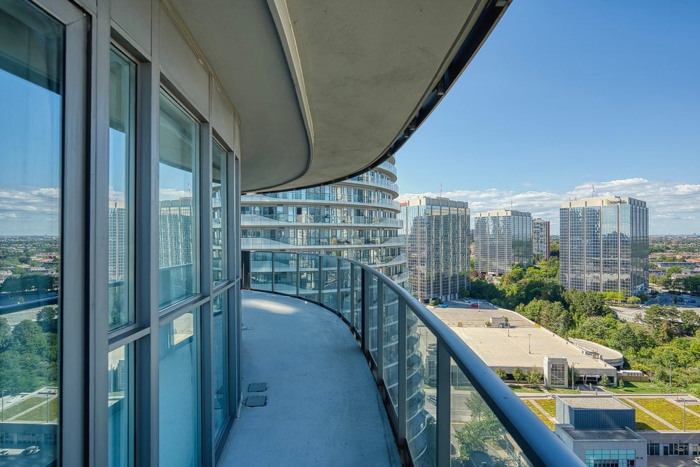 60 Absolute Avenue 1507