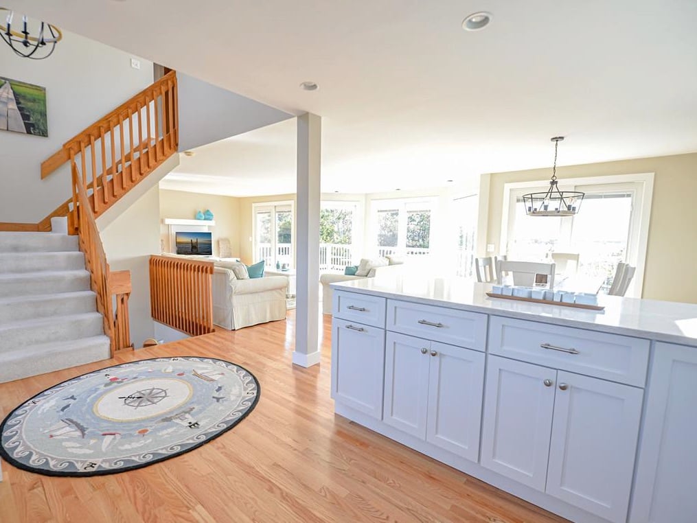 14 Plains Head Ln