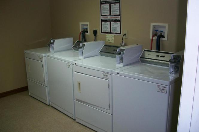 201 Franklin 201-203 St E