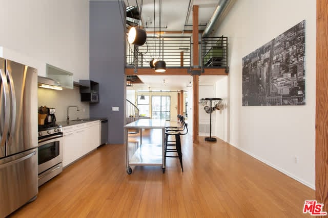 4115 Glencoe Ave #411 