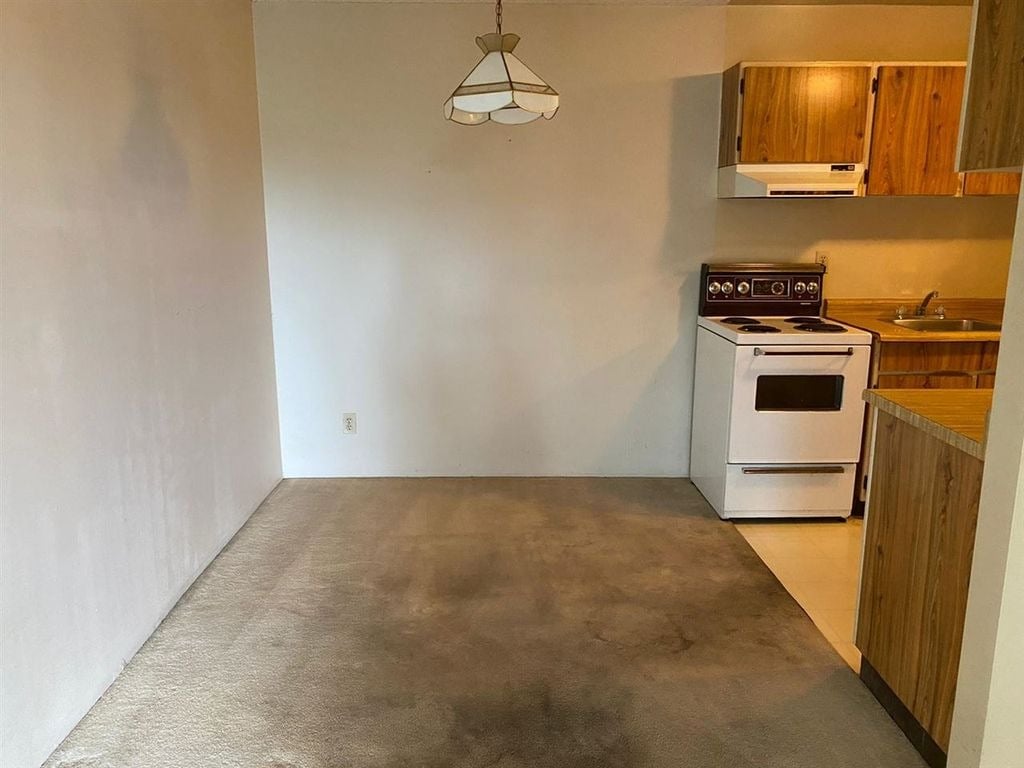 8391 Bennett Rd, #210