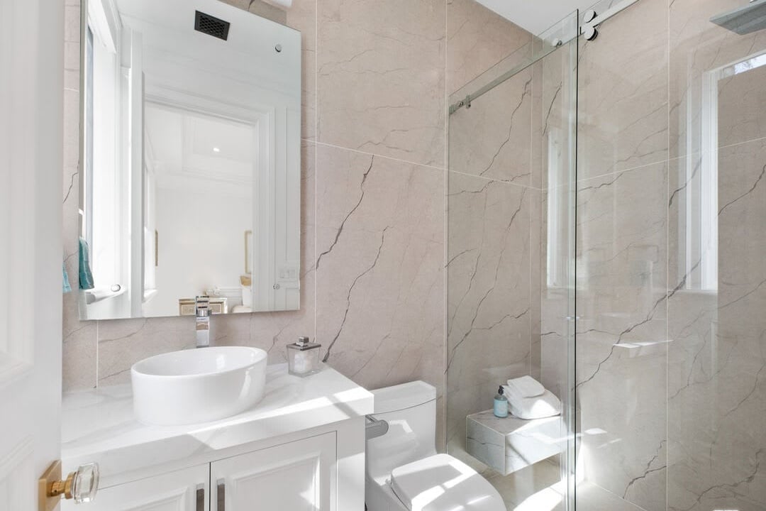 Oasis Sapphire