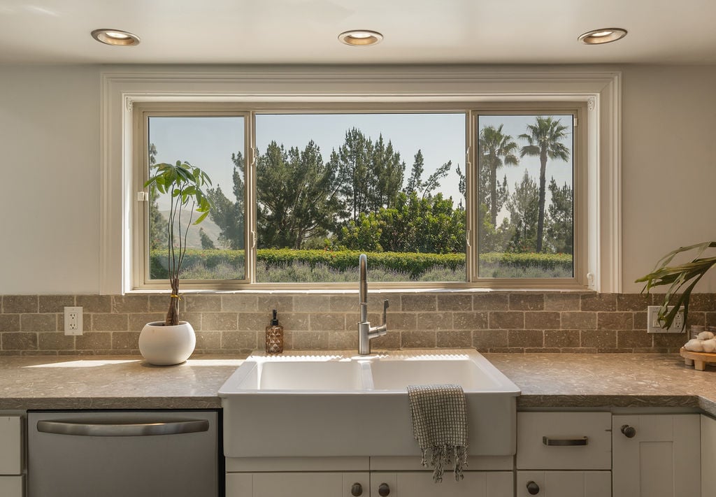 11042 Hunting Horn Drive, North Tustin, CA 