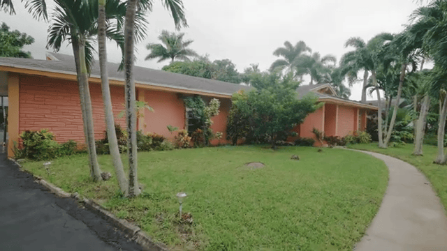 Renovation time lapse of 4435 Gardenia