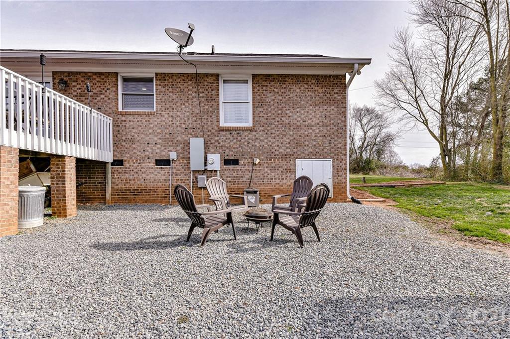 2915 Austin Chaney Rd