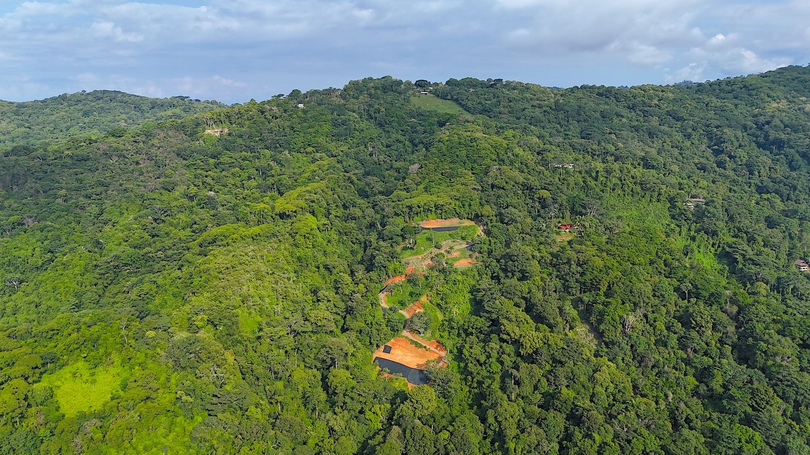 30-ACRES OF LAND WITH RIVER ACCESS, ROADS, AND BUILDING PADS IN LAGUNAS