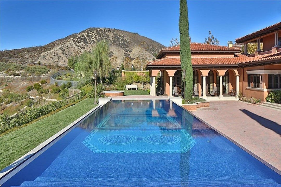 Tranquil Opulent