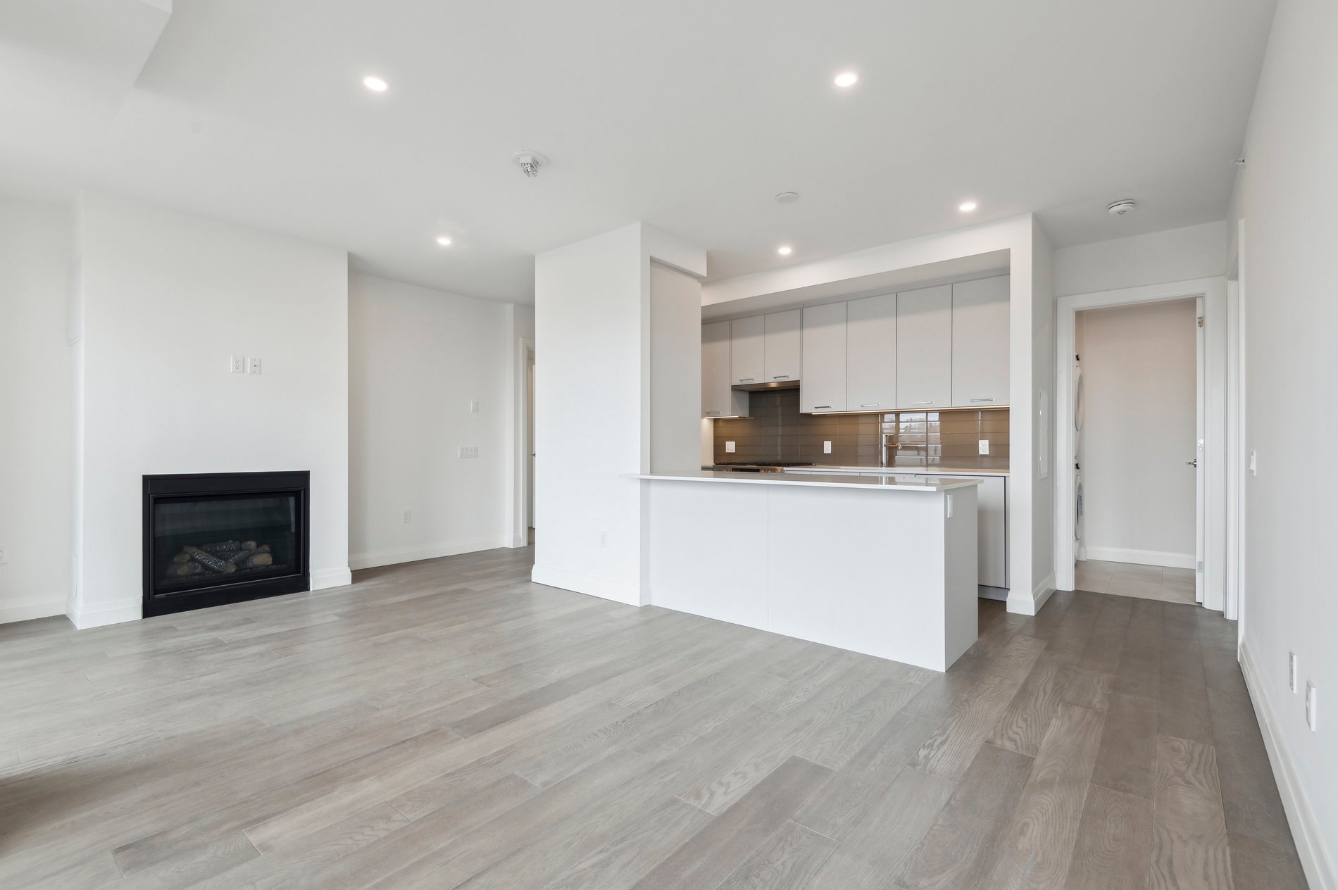285 Avenue Road #601