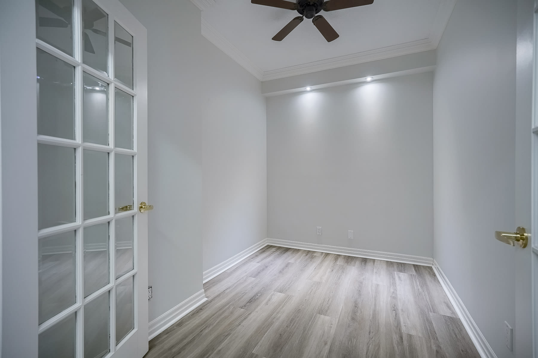 80 Port St E #212 