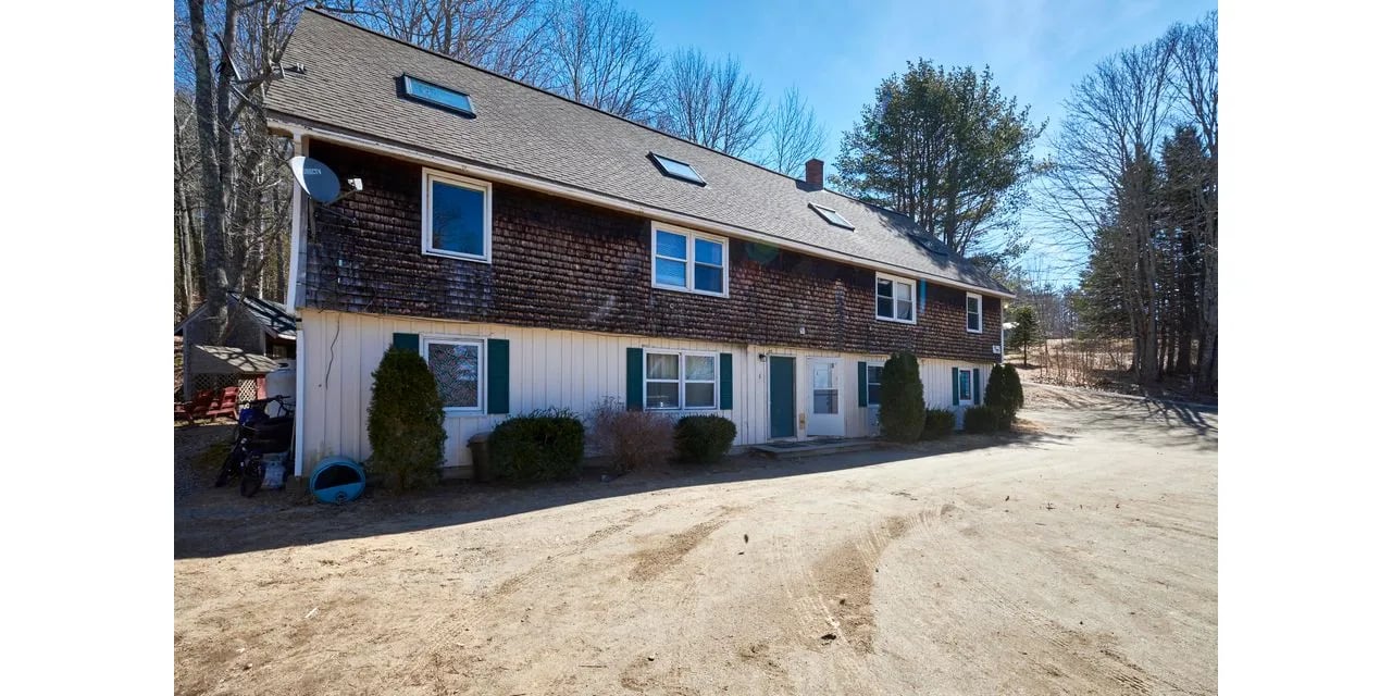 Multi Unit for Sale – 76 Marble Avenue, Waldoboro Maine – $525,000