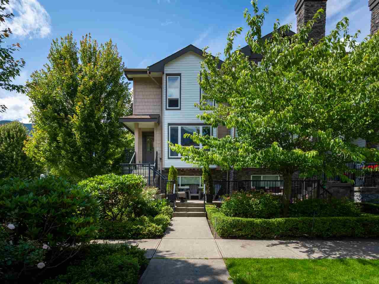 6-1233 Main St