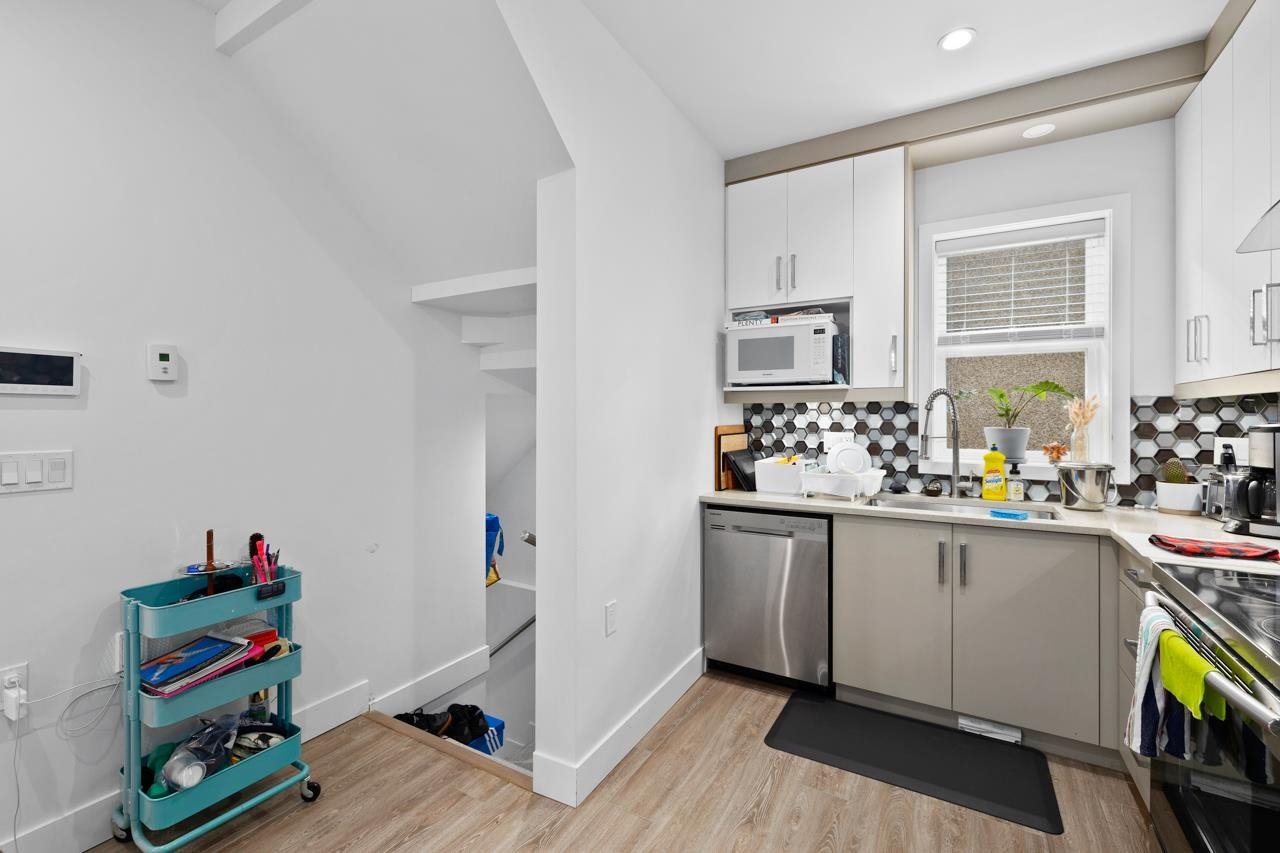3143 Glen Dr