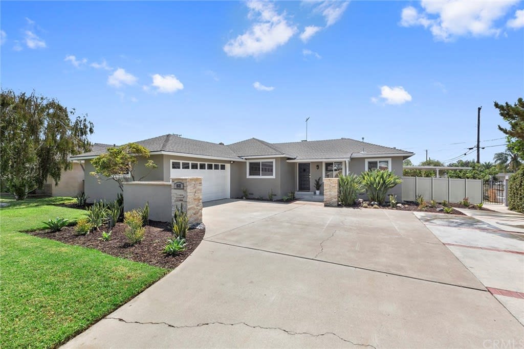 1522 Harmony Lane