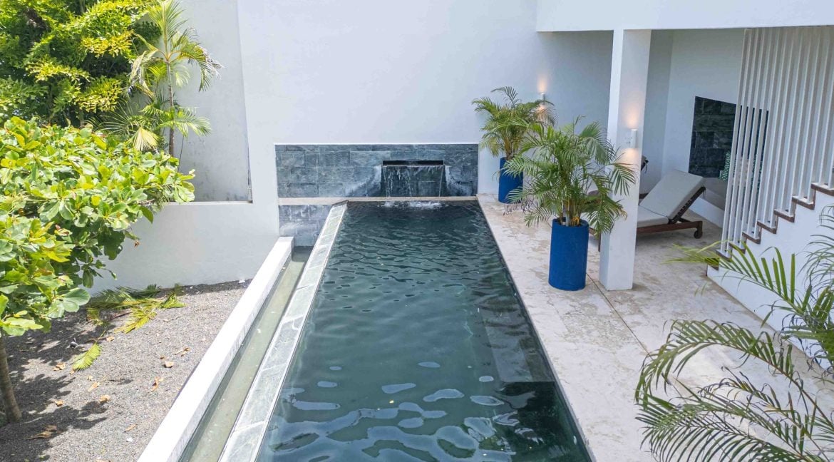 Ocean View Residence in Miramar