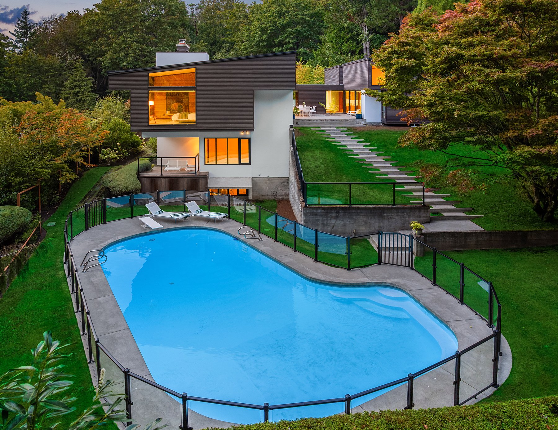 4343 W McLaren Street