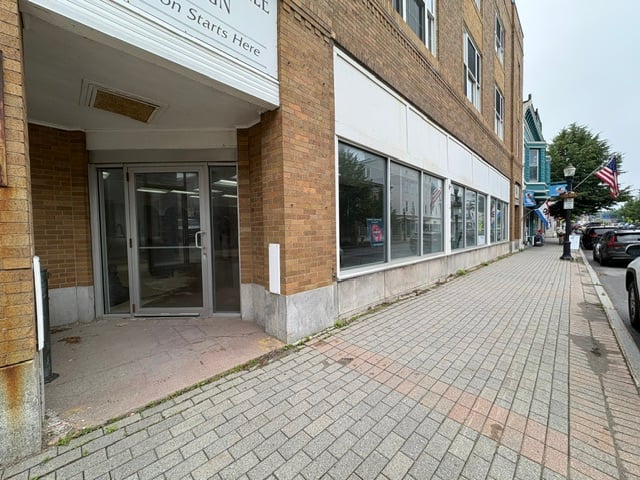 Commercial Opportunity! 