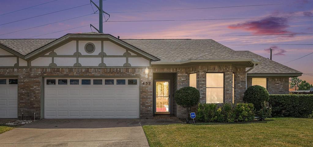 432 Sunnybrook Ct