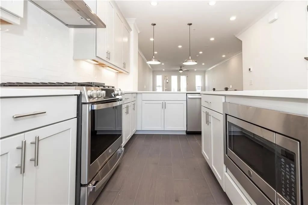 352 Olmstead Way, #28