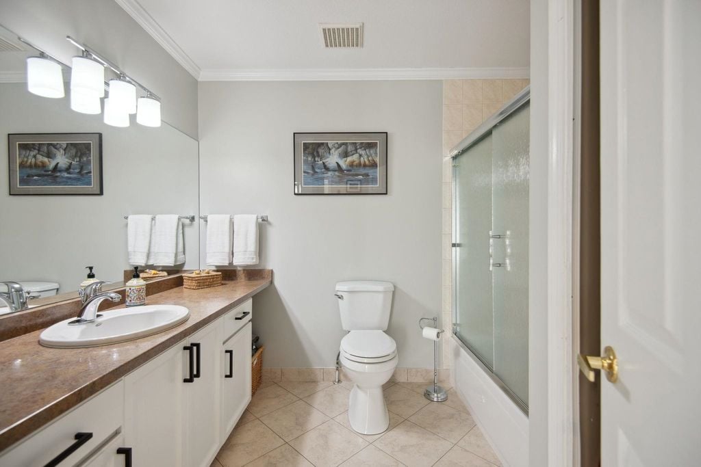72 Jamieson Ct, #28