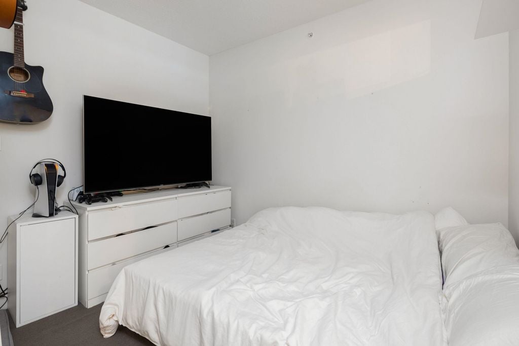 250 E 6th Ave, #456