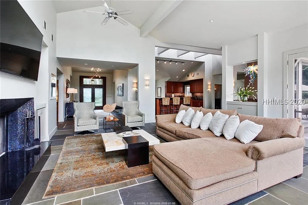 75 Baynard Cove Rd