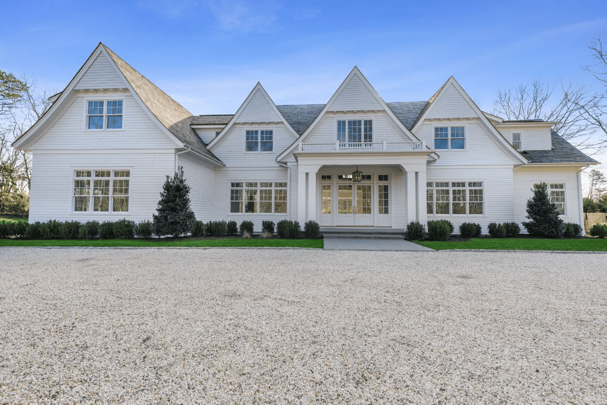 428 Edge of Woods Rd