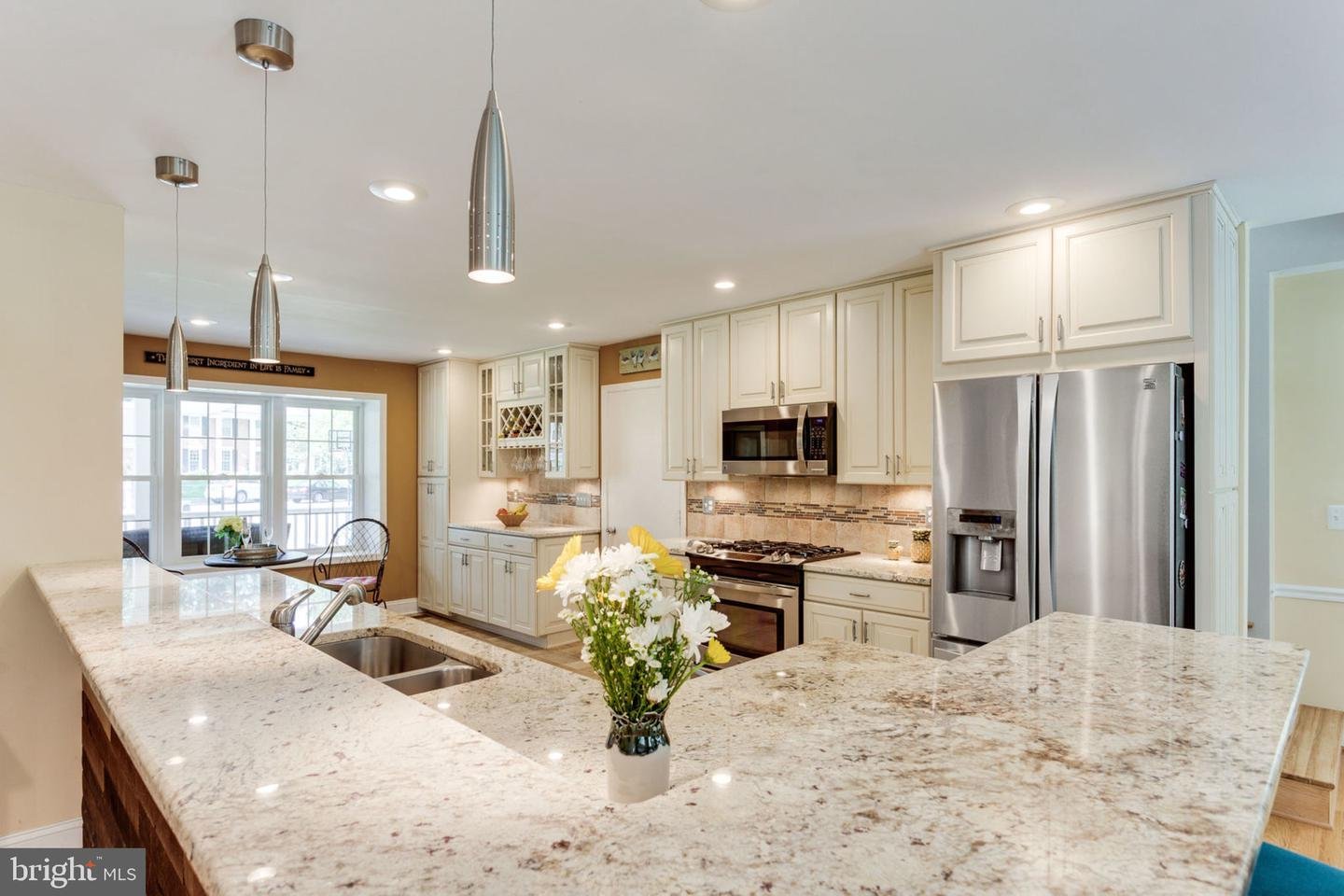 10002 McDuff Ct