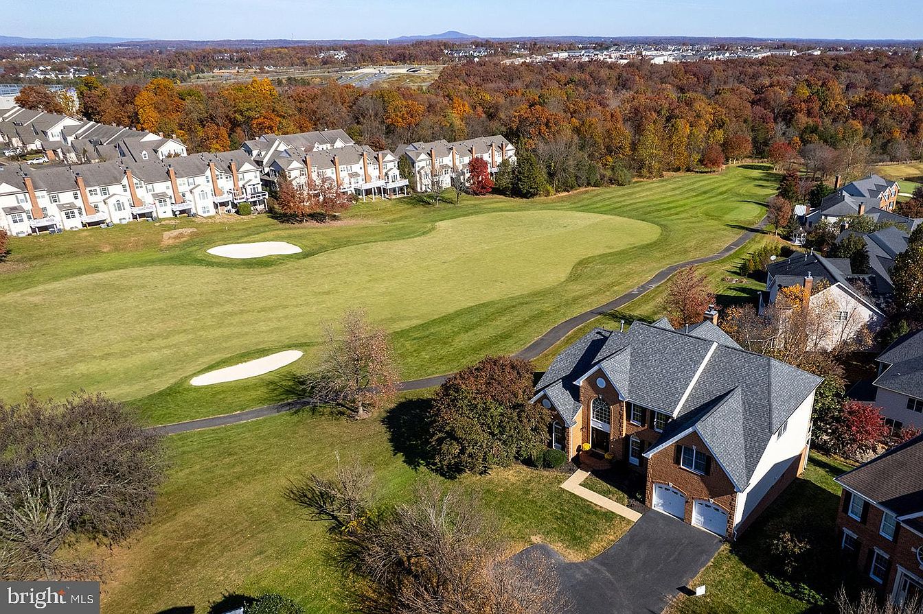 19674 Pelican Hill Ct