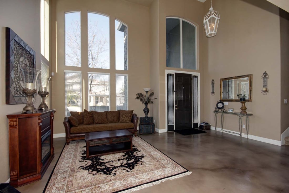 Gorgeous Gated Roseville Listing on 13th Hole at Diamond Oaks!