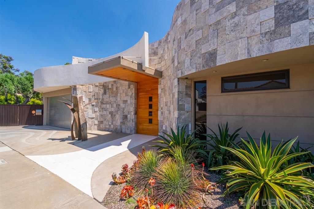 2461 Presidio Dr