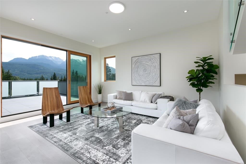 8468 Bear Paw Trail