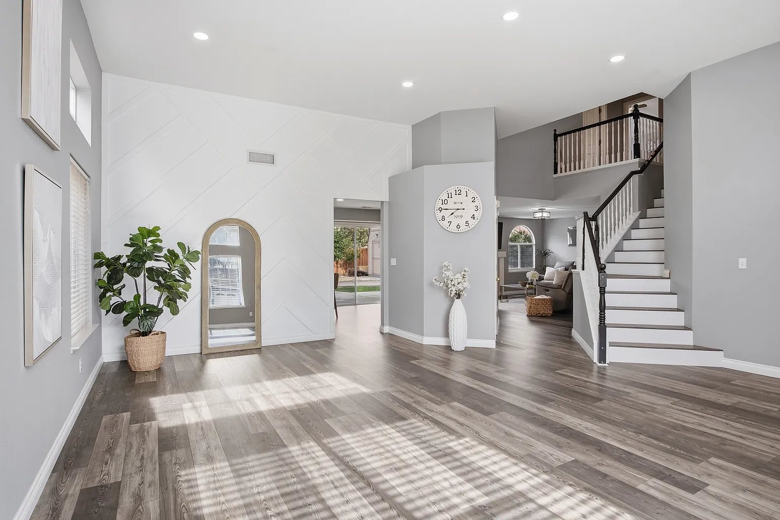 1044 Sandra Street