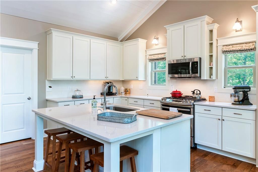 745 Ferngrove Ct