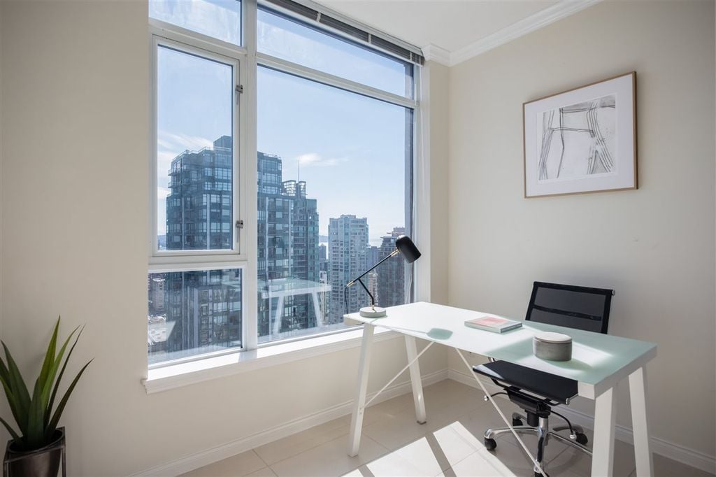 1211 Melville St, #3201