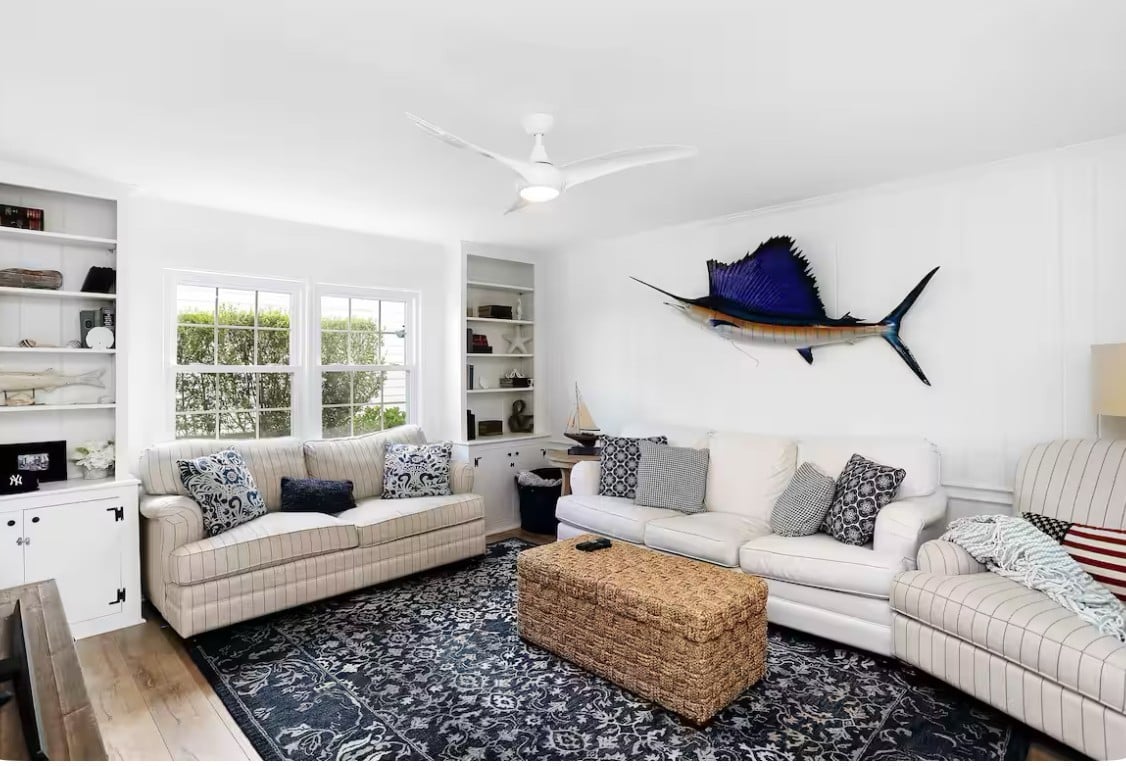 #1098 Beautiful Bayfront with Pool