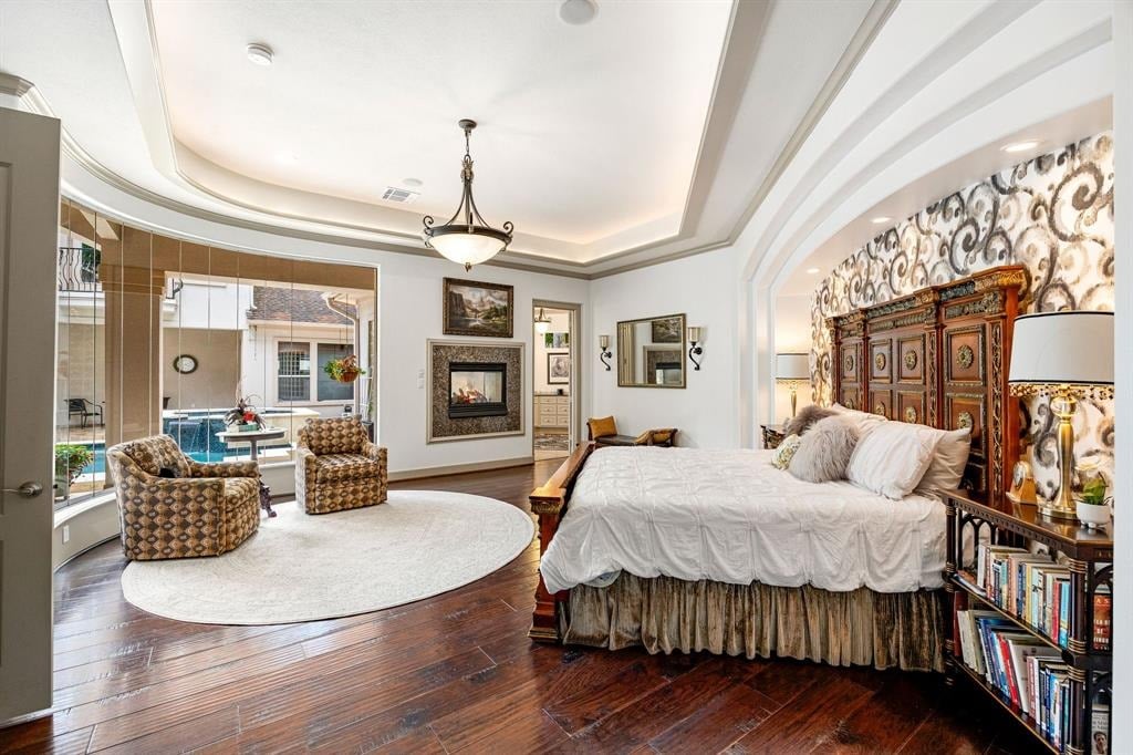10355 Paradise Valley Dr