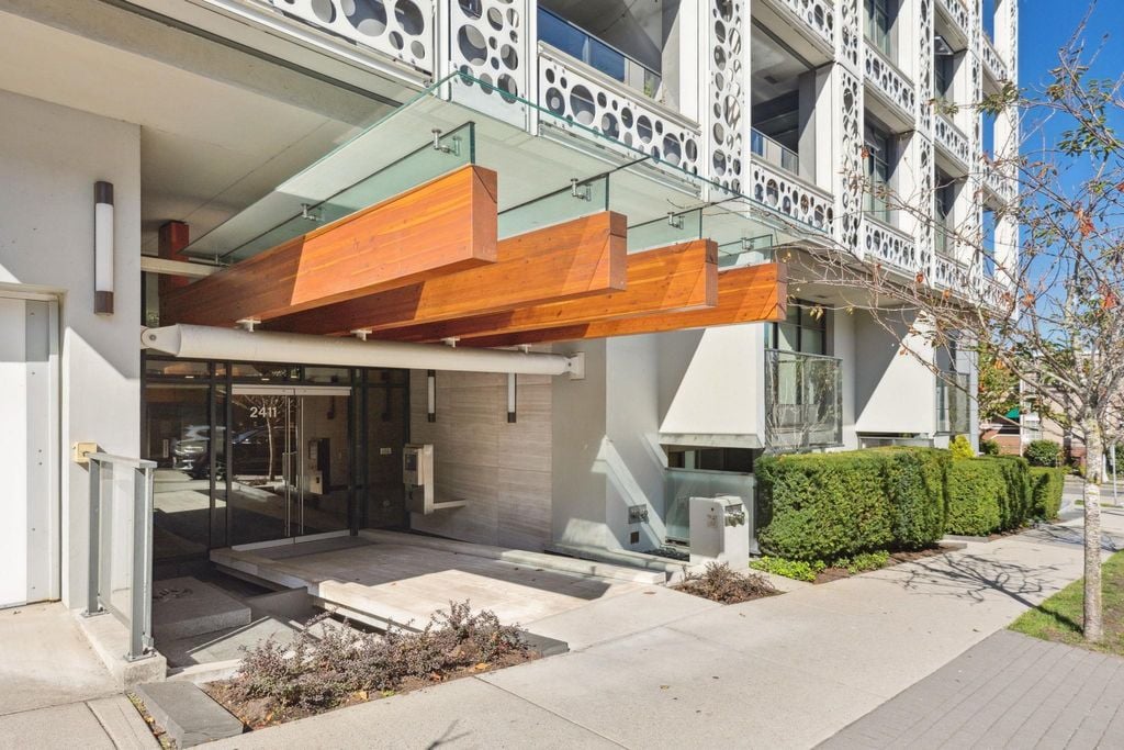 2411 Heather St, #602