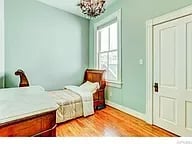 1107 West Ave