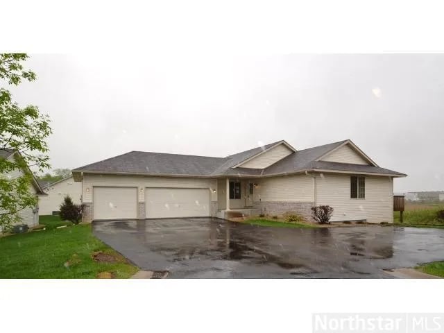 13660 Pine Trl