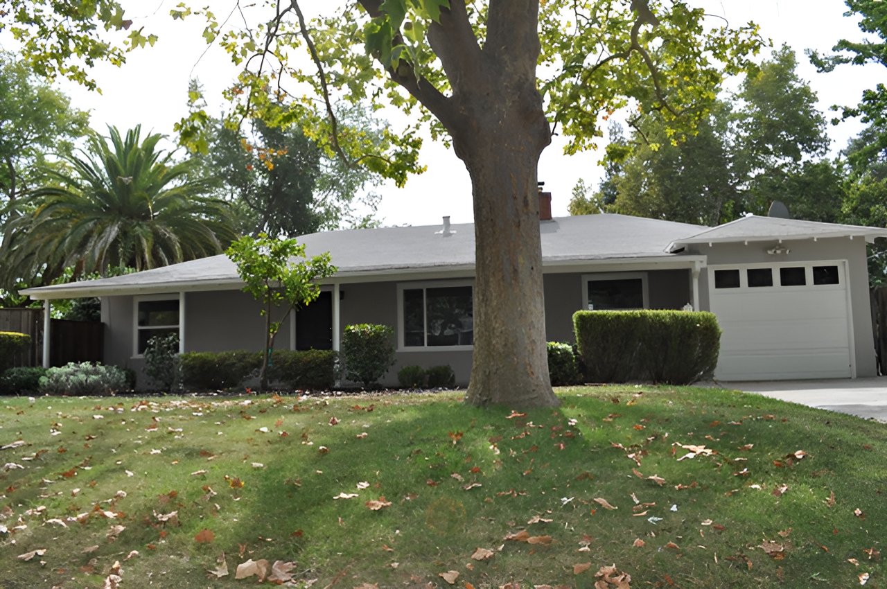 New Listing in the Arden Area of Sacramento! 4424 Ravenwood Way 95821